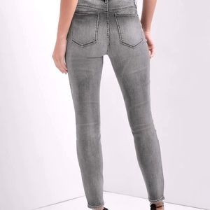 GAP Sz 26 Super High-Rise True Skinny Jeans, Gray